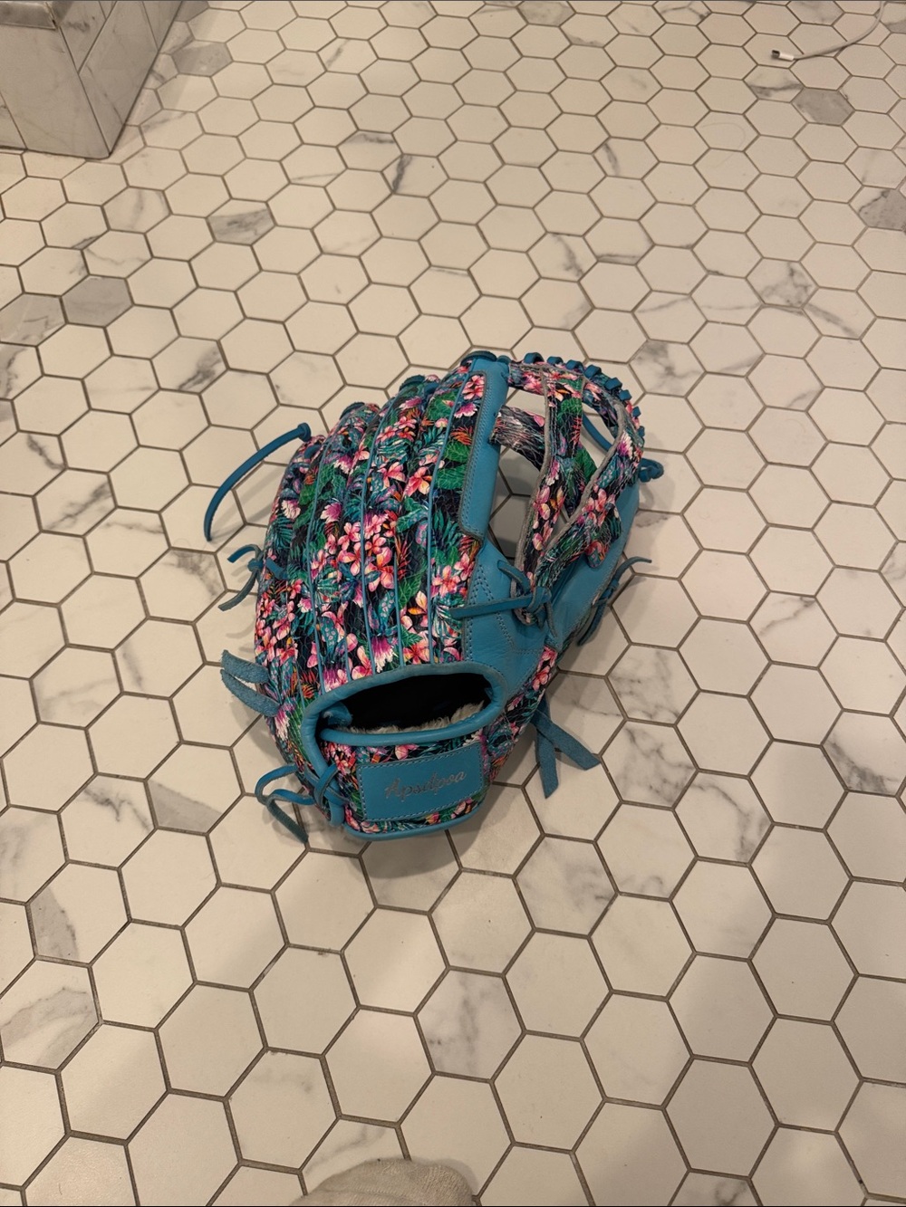 Apsdpoa Floral Turquoise Leather Glove